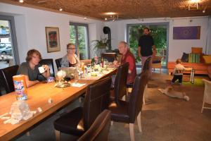 Unser grosse Esstisch 2